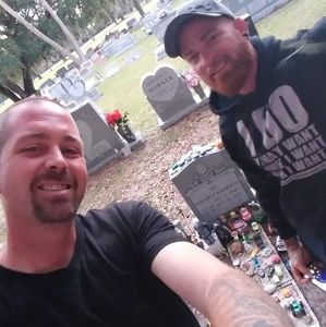 Meet your Posher, Lee